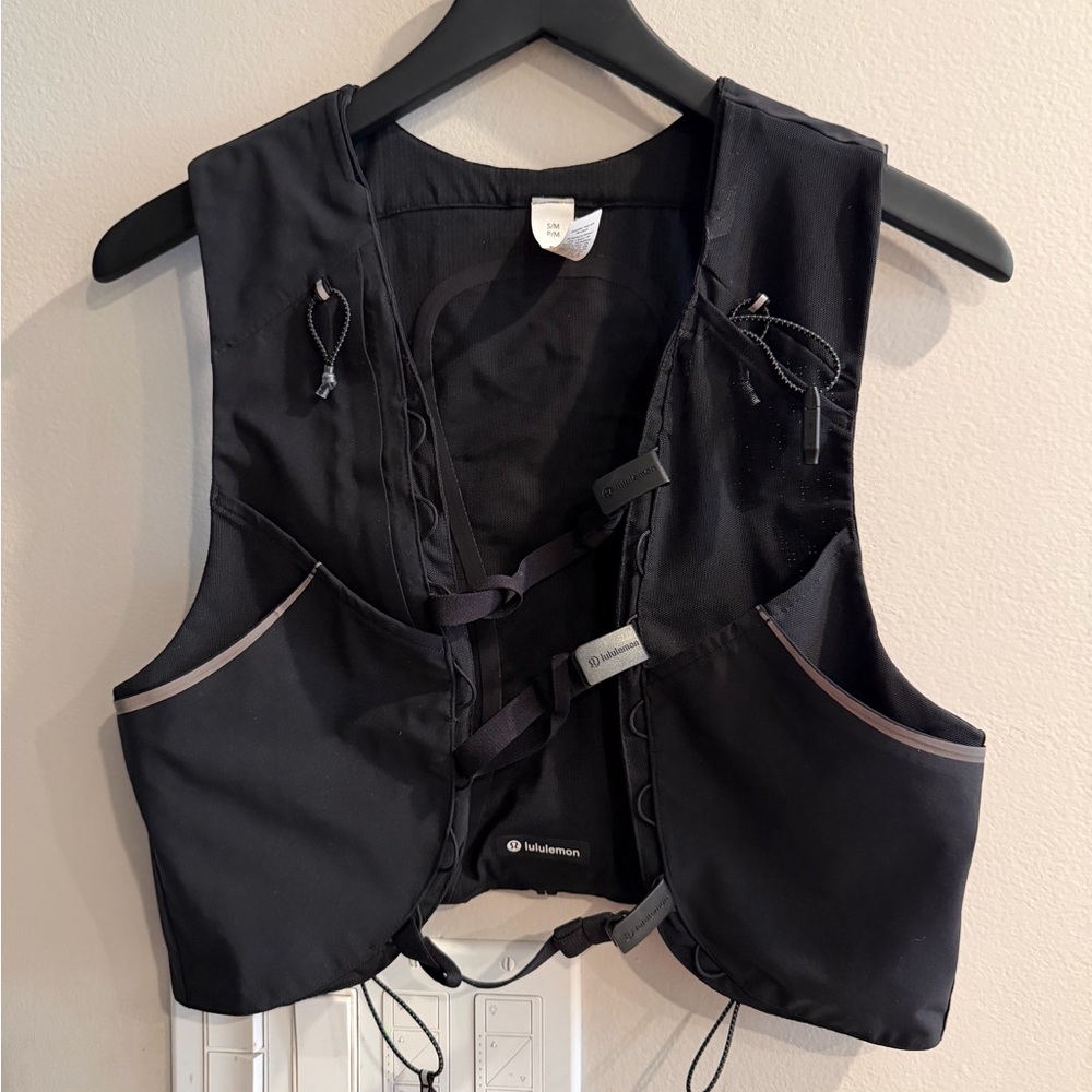 Lululemon Black and Blue Running Vest